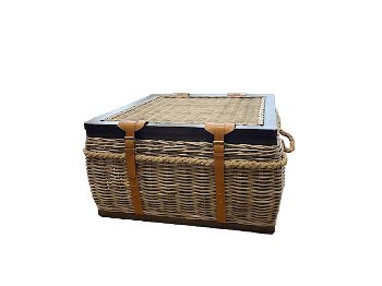 kubu rattan table, square